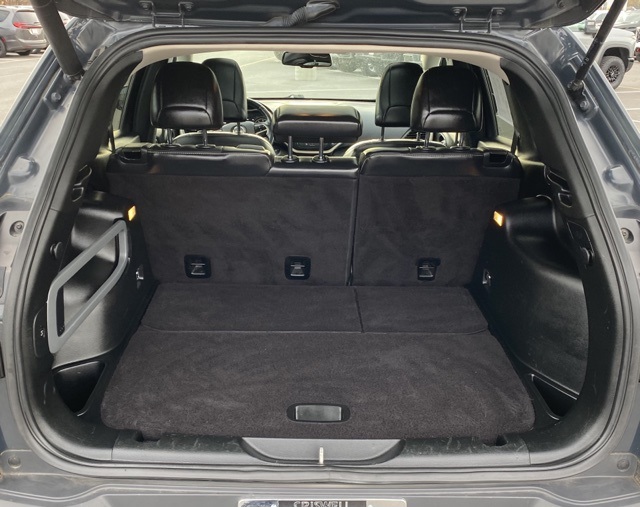 used 2018 Jeep Cherokee car, priced at $13,904