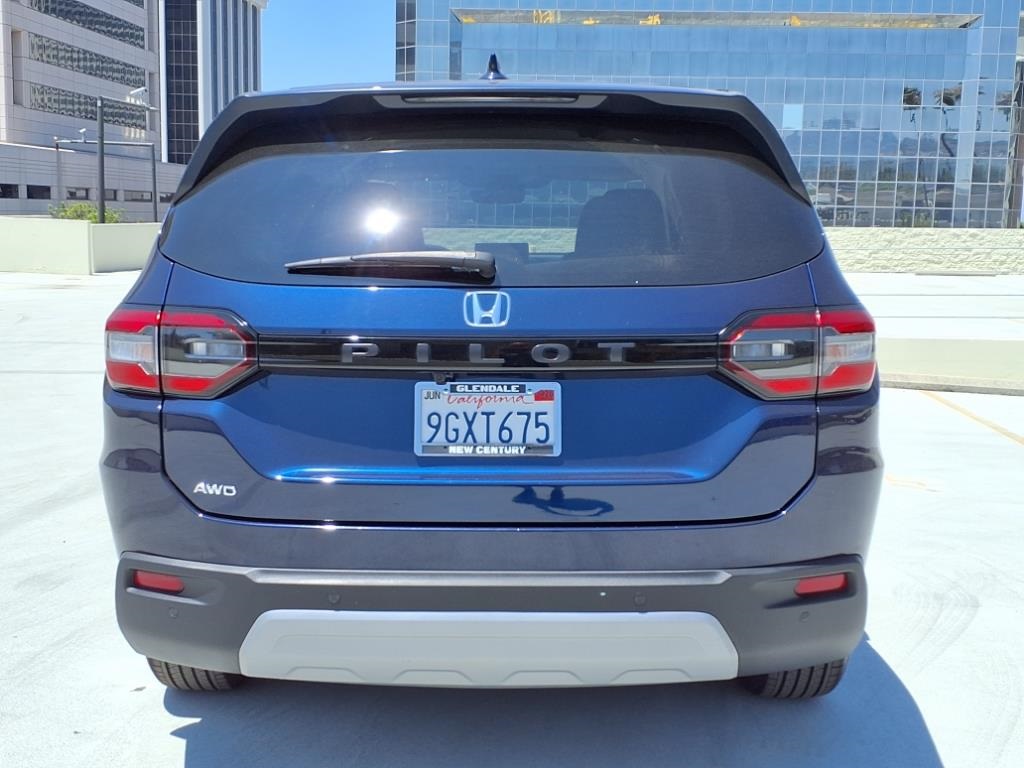 used 2023 Honda Pilot car, priced at $35,419