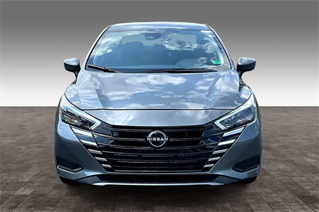 2025 Gun Metallic Nissan Versa 1.6 SV FWD Sedan