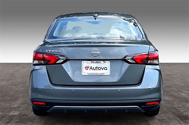 2025 Gun Metallic Nissan Versa 1.6 SV FWD Sedan