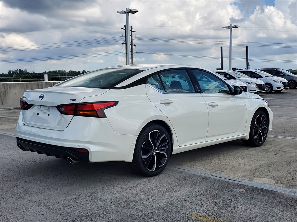 new 2025 Nissan Altima car, priced at $27,895