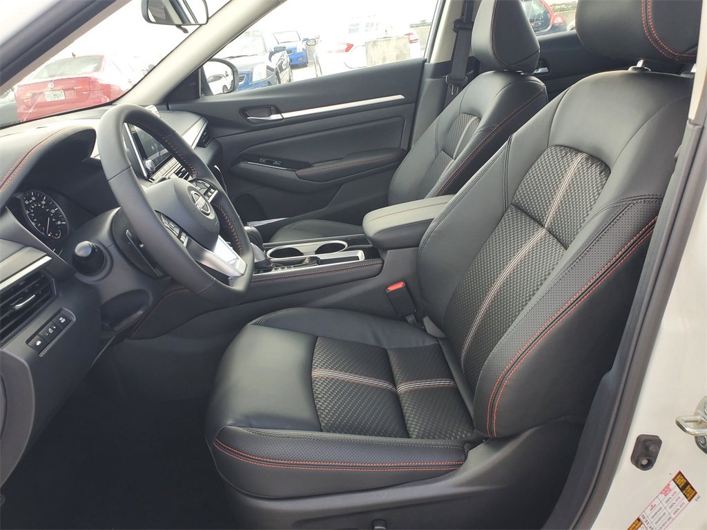 new 2025 Nissan Altima car, priced at $27,895