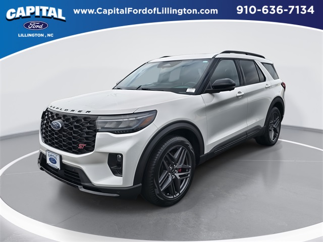 2025 Ford Explorer ST's photo