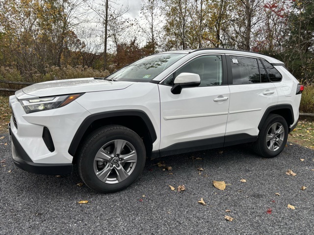 Used 2024 Toyota RAV4 XLE with VIN 2T3P1RFV1RC443450 for sale in Northfield, Minnesota