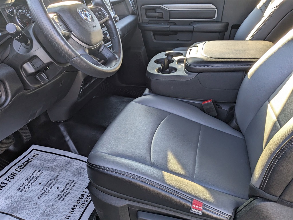 2023 Ram 2500 Tradesman photo 13