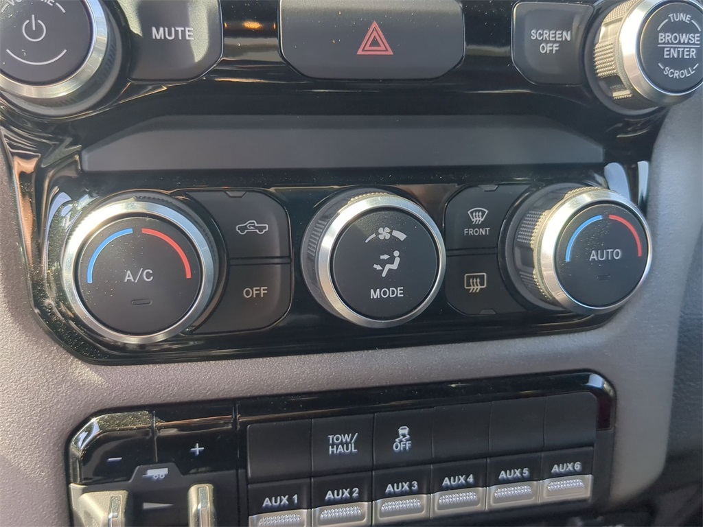 2023 Ram 2500 Tradesman photo 40
