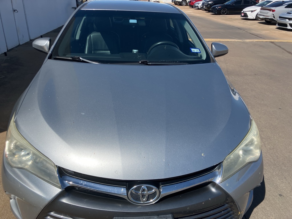 2015 Toyota Camry SE photo 5