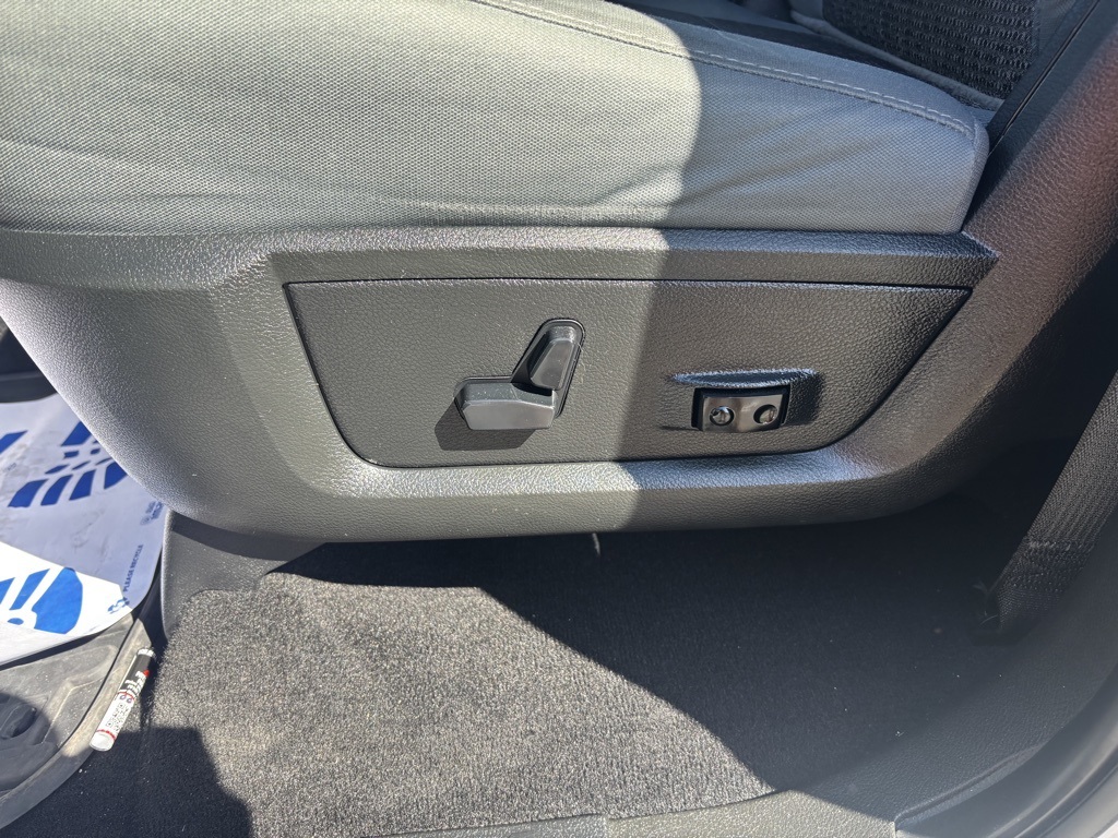 Photo of 2018 Ram 2500 Big Horn in Jacksonville, NC - 15,  2018 Ram 2500 Big Horn:16822P