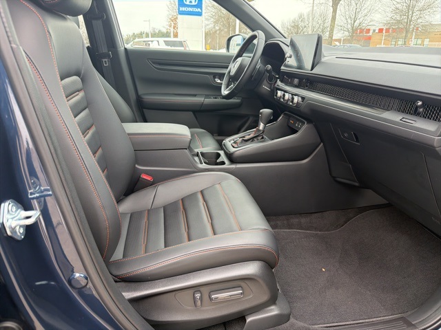 used 2025 Honda CR-V Hybrid car, priced at $36,995