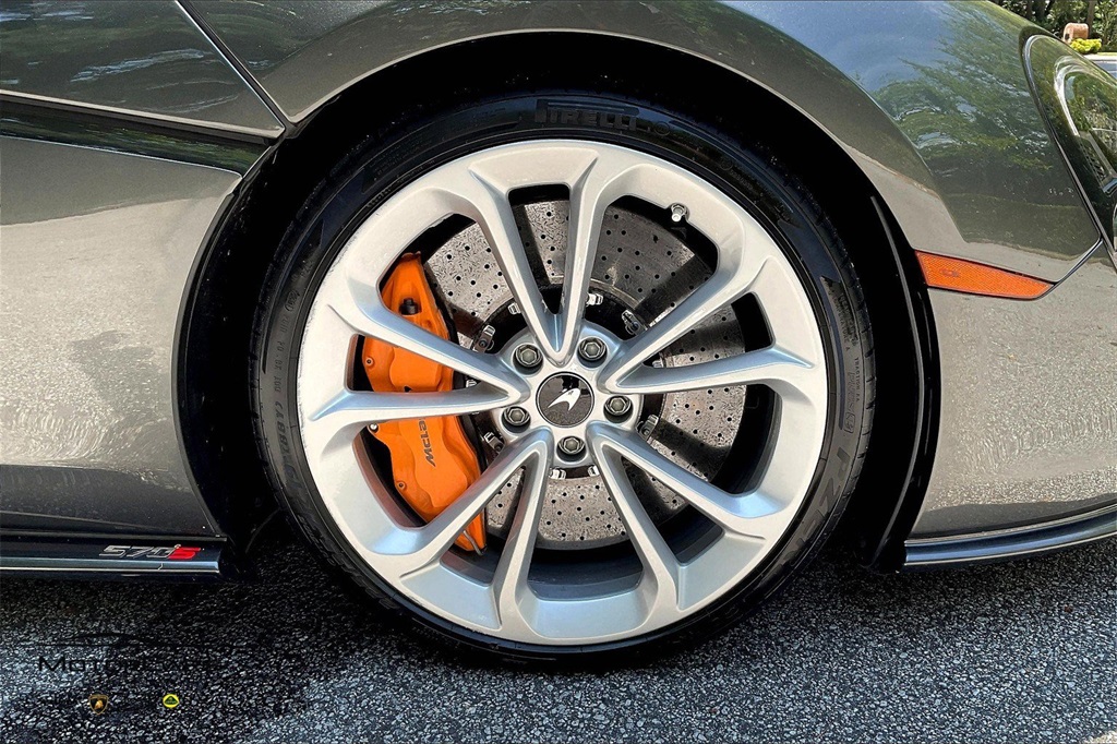 2019 McLaren 570S RWD Convertible