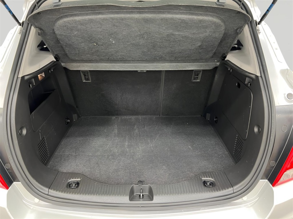 2019 Chevrolet Trax LT photo 31