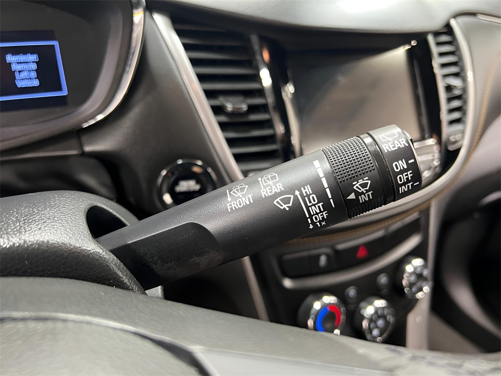 2019 Chevrolet Trax LT photo 4