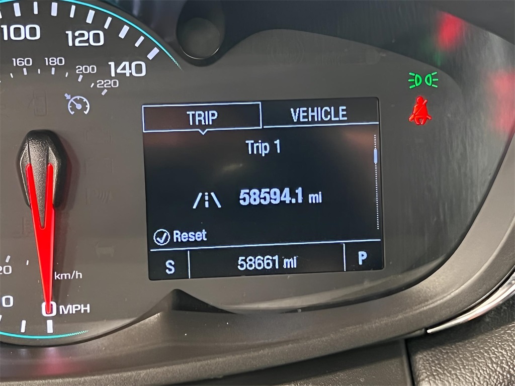 2019 Chevrolet Trax LT photo 17