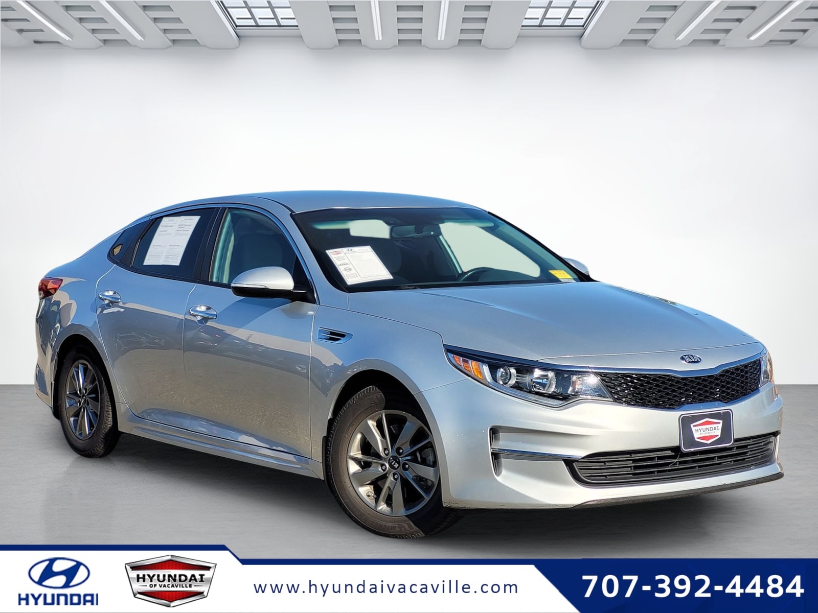 2016 Kia Optima LX's photo