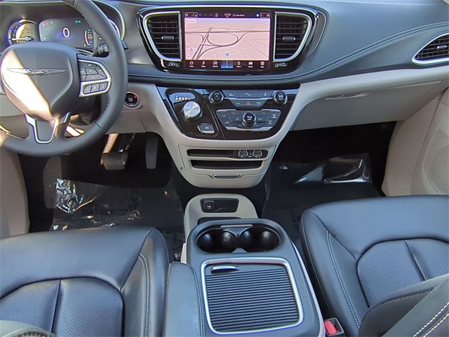 used 2024 Chrysler Pacifica Hybrid car, priced at $32,811