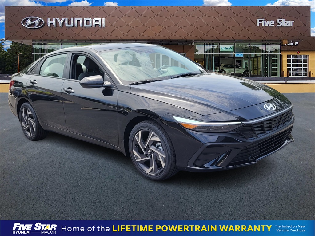 2025 Hyundai Elantra Blue's photo