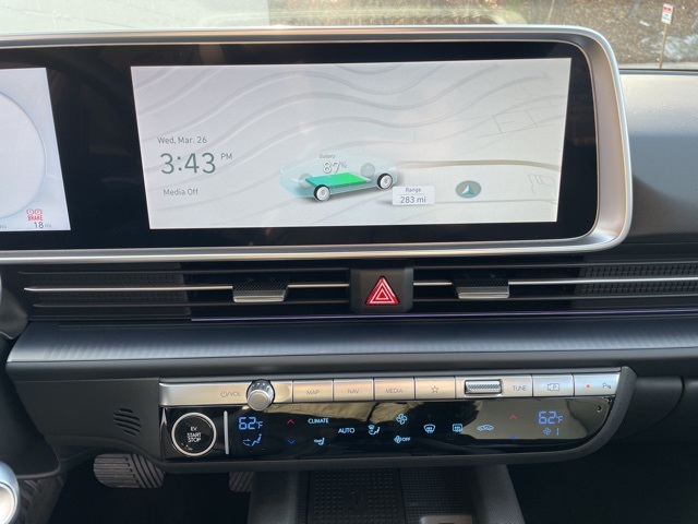 2025 Hyundai Ioniq 6 SEL photo 18