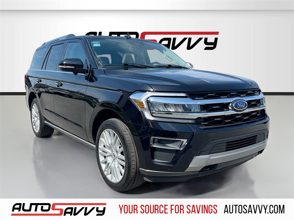 2023 Ford Expedition Limited's photo