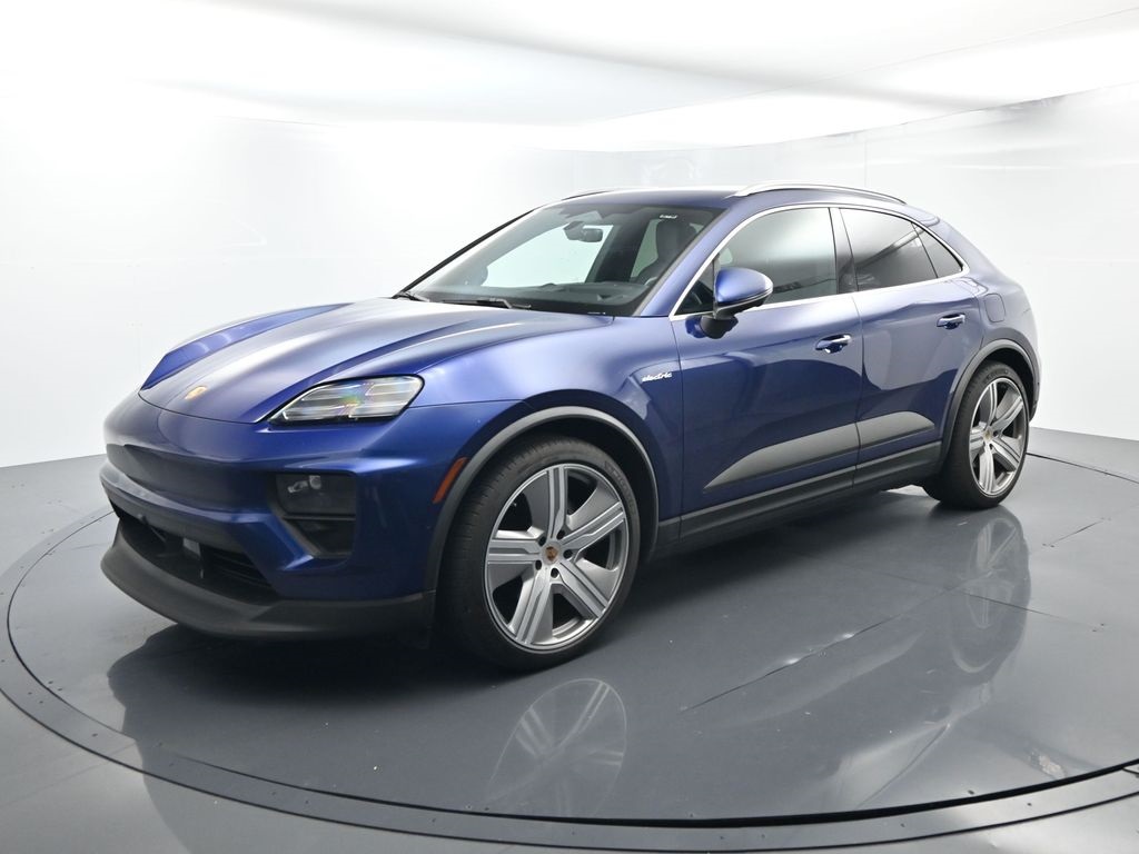 2024 Porsche Macan Base