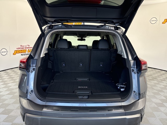 2025 Gun Metallic Nissan Rogue SL AWD SUV
