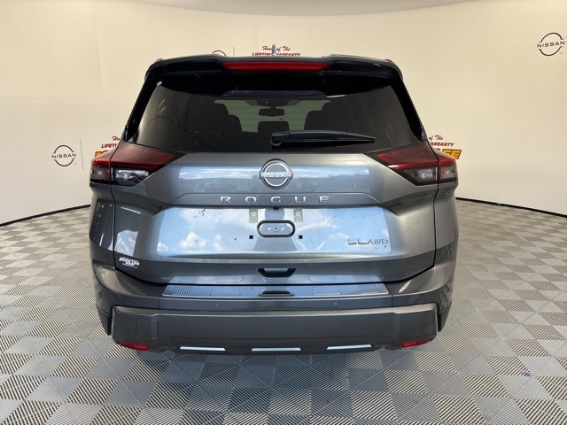 2025 Gun Metallic Nissan Rogue SL AWD SUV
