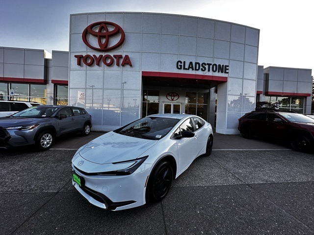 new 2026 Toyota Prius Plug-In Hybrid car, priced at $34,367