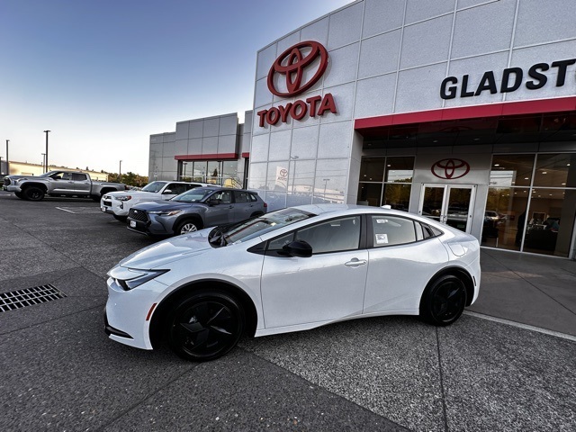 new 2026 Toyota Prius Plug-In Hybrid car, priced at $32,741