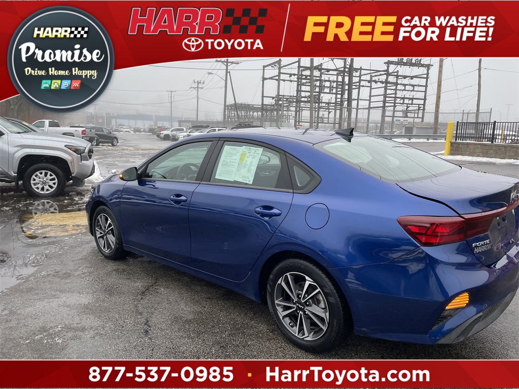 2024 Kia Forte LXS's photo