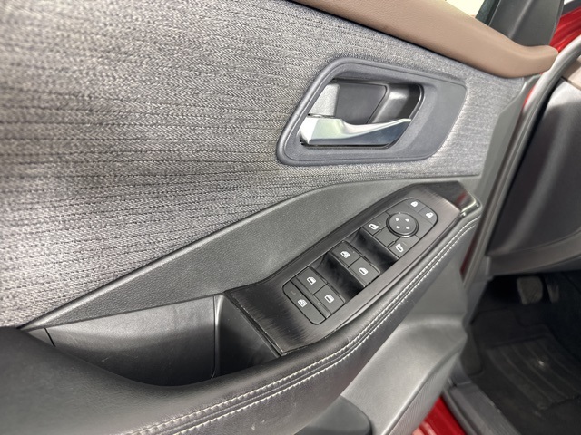 2023 Scarlet Ember Tintcoat Nissan Rogue SV FWD SUV