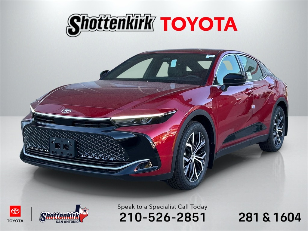 2026 Toyota Crown XLE's photo