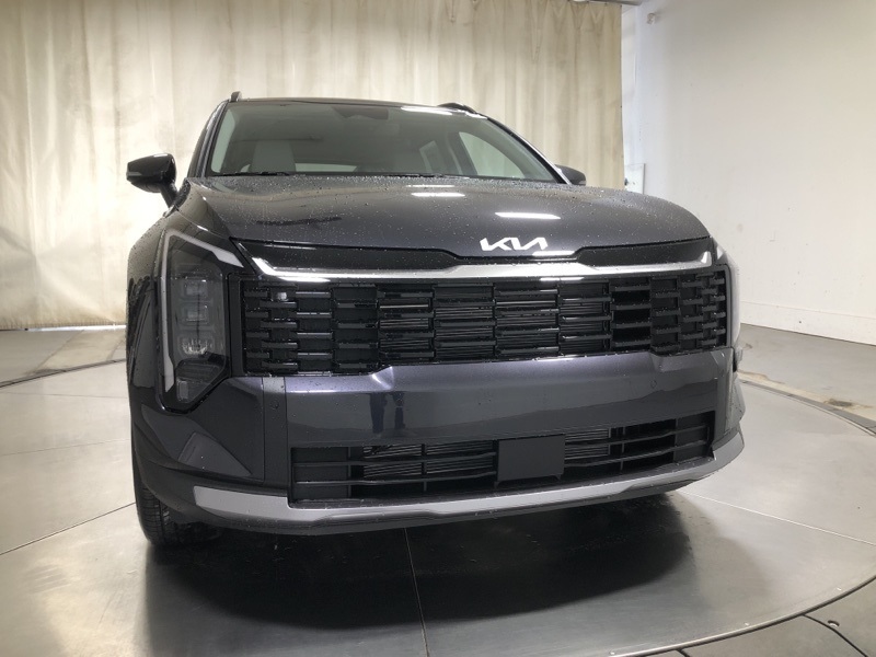 2026 Kia Sportage EX photo 2