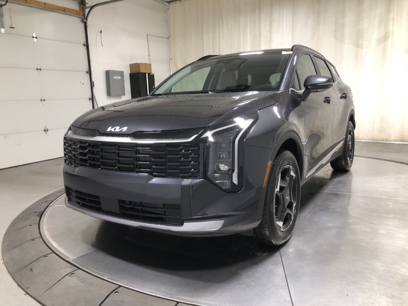 2026 Kia Sportage EX photo 3