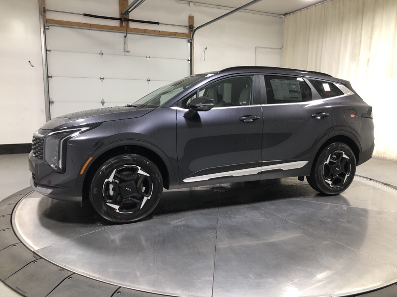 2026 Kia Sportage EX photo 4