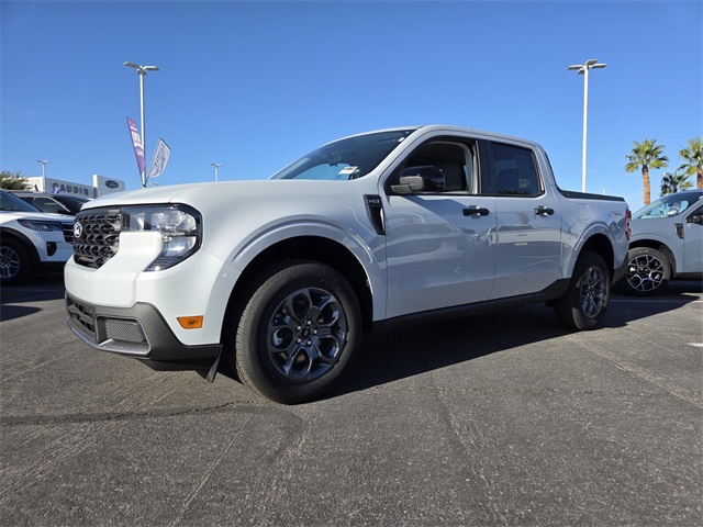 New 2025 Ford Maverick XLT 4D Crew Cab