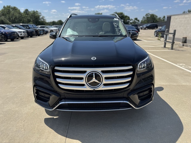 2025 Mercedes Benz GLS 450 4MATIC photo 8