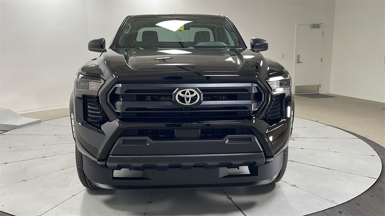 2025 Toyota Tacoma SR XtraCab photo 2