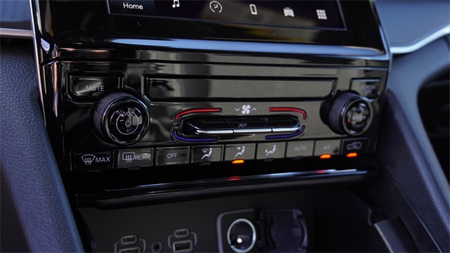 New 2025 Jeep Grand Cherokee SUV