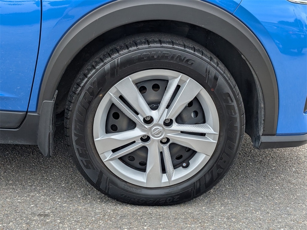 used 2024 Nissan Kicks car, priced at $14,298