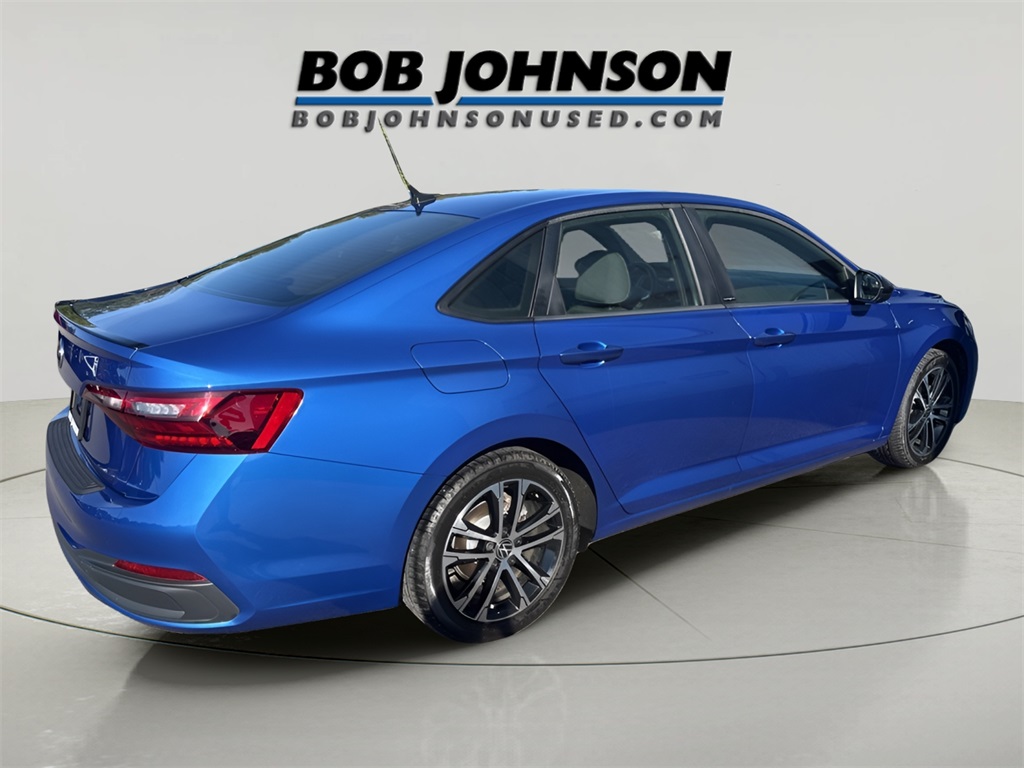 2023 Volkswagen Jetta 1.5T Sport photo 18