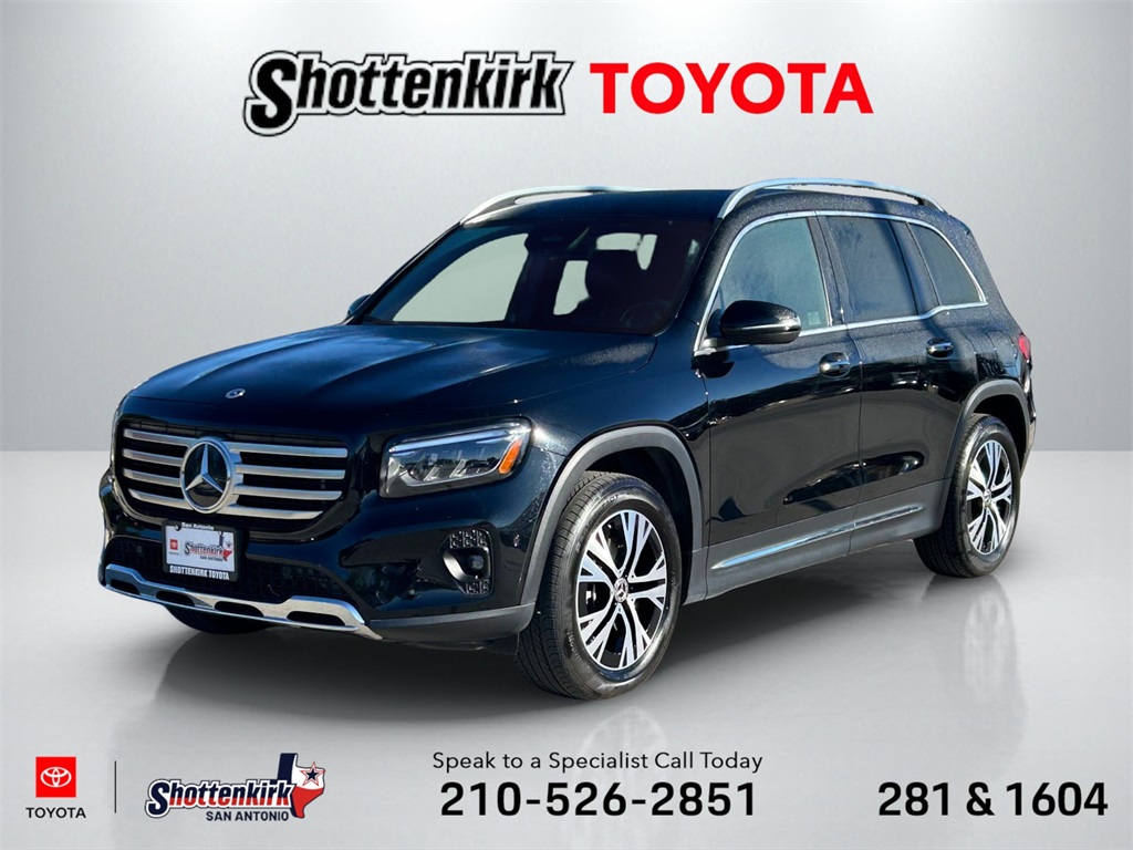 2024 Mercedes-Benz GLB Base's photo