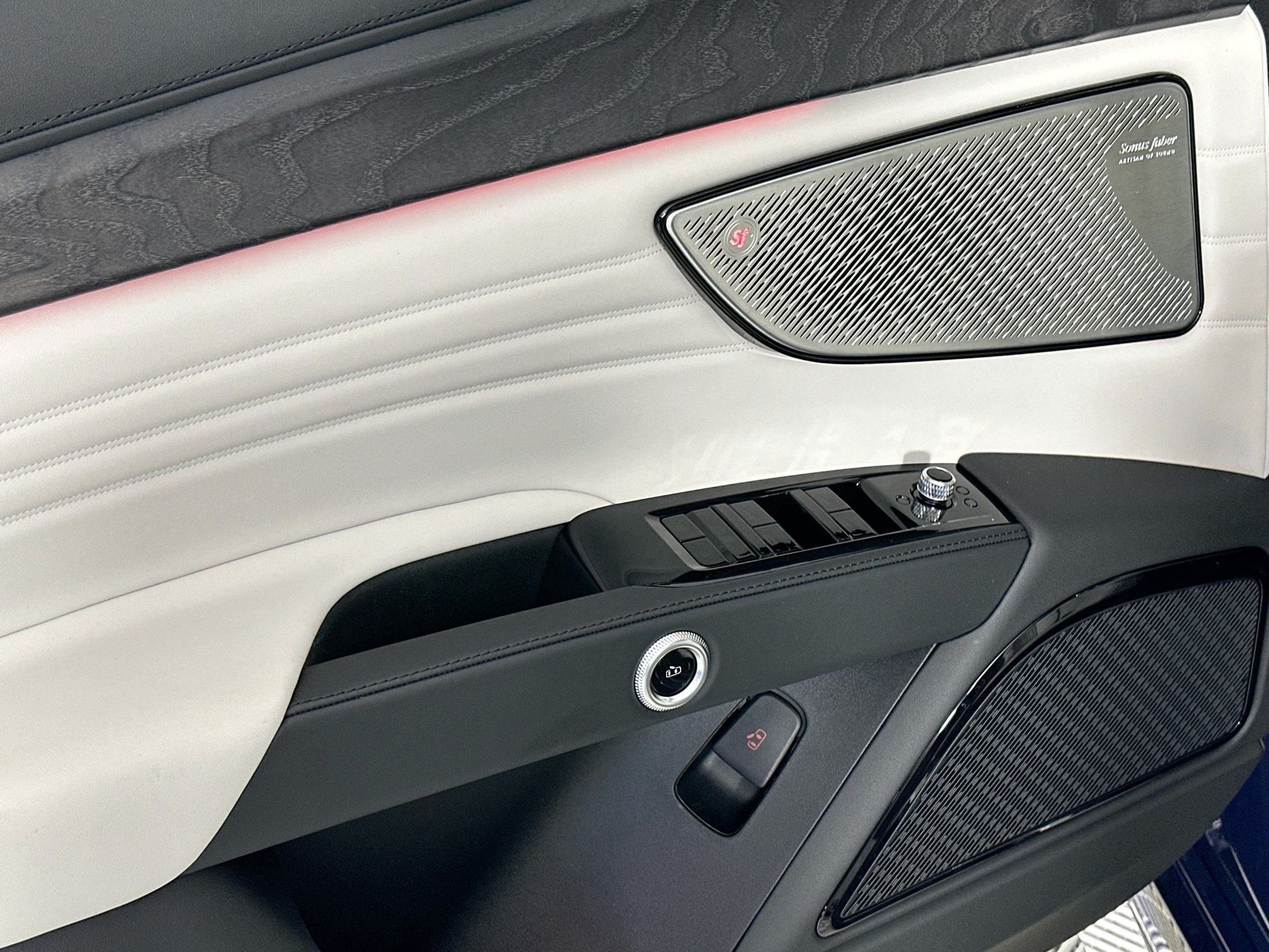 new 2026 Maserati Grecale car, priced at $97,395