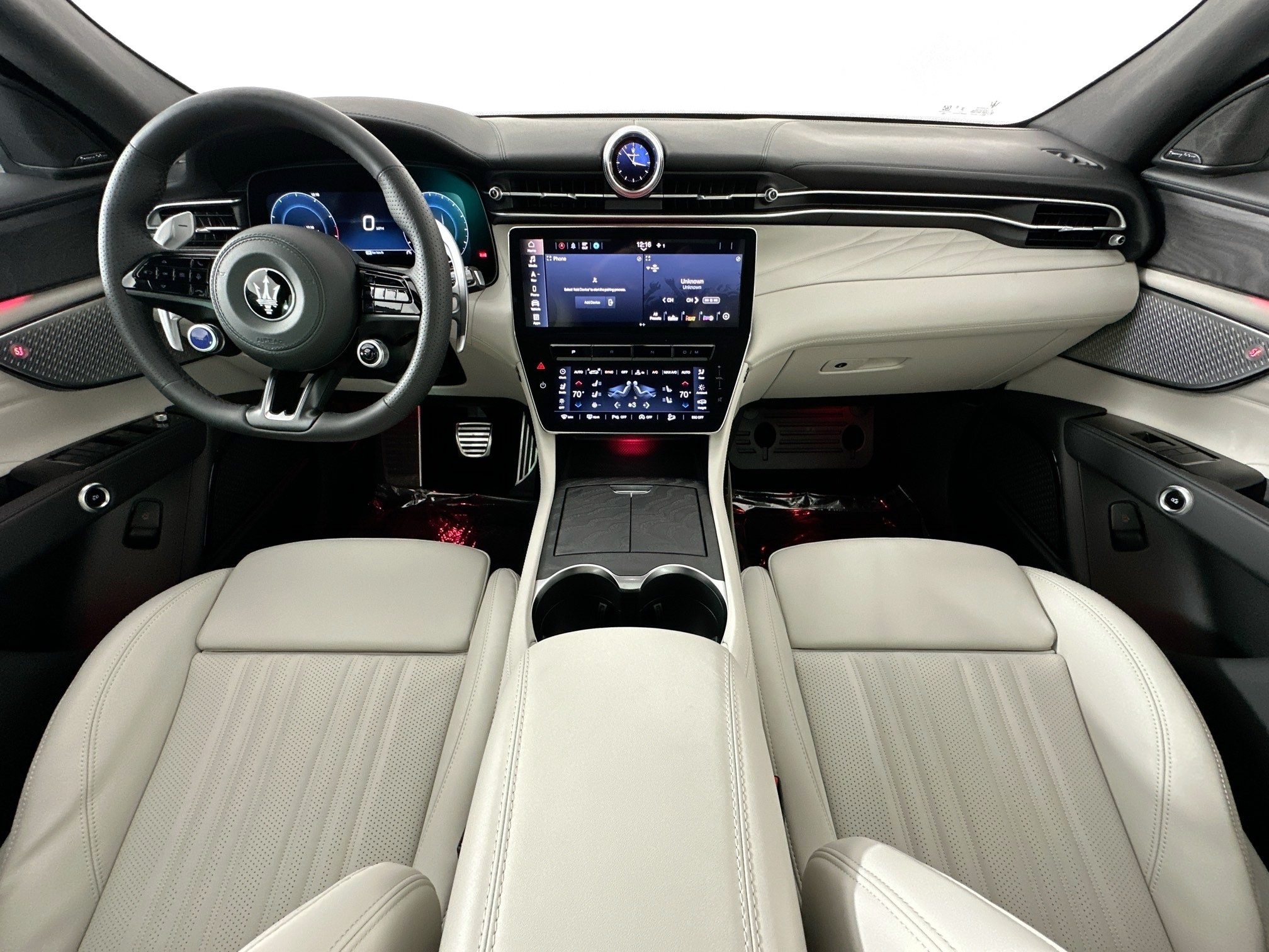 new 2026 Maserati Grecale car, priced at $97,395