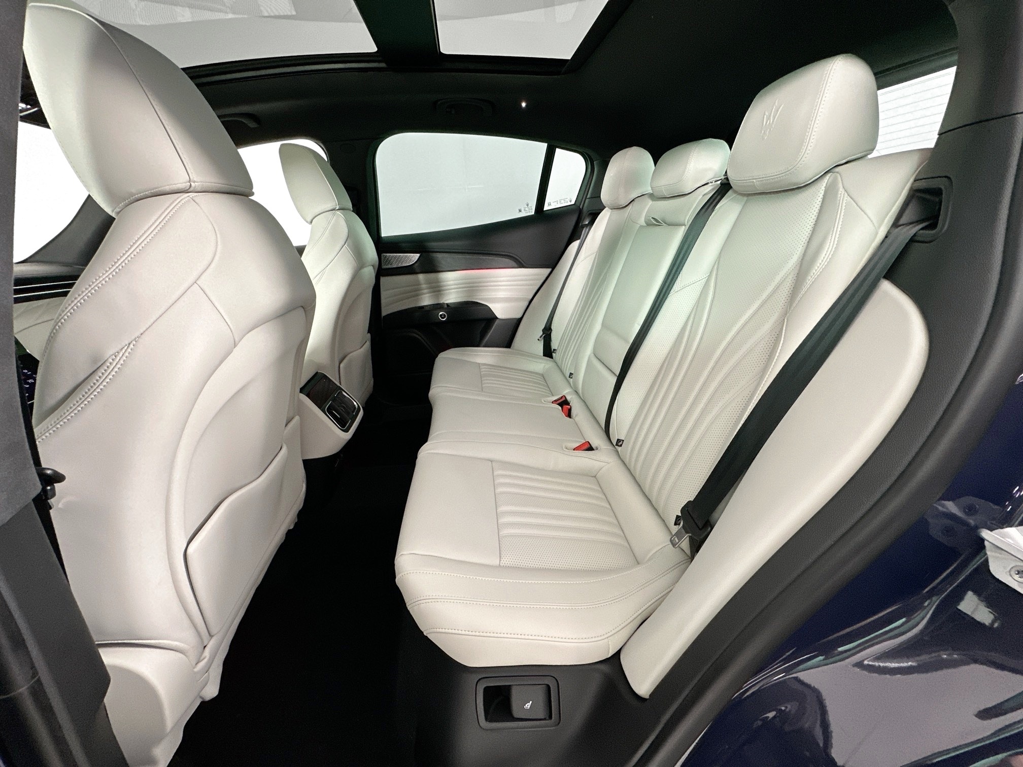 new 2026 Maserati Grecale car, priced at $97,395