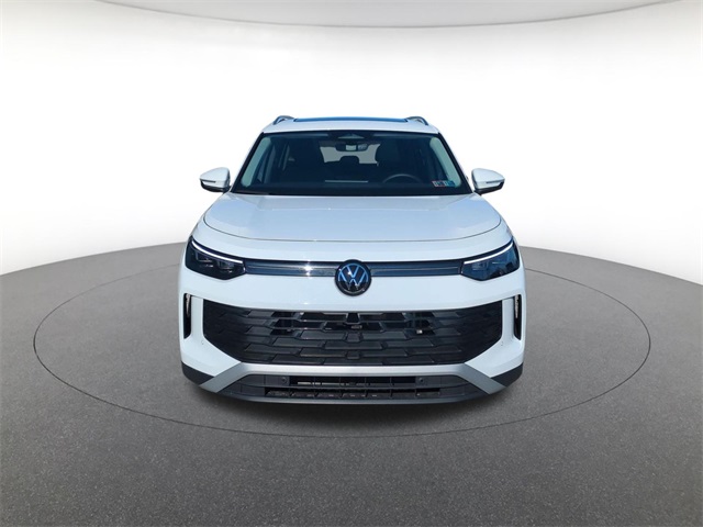 used 2025 Volkswagen Tiguan car, priced at $31,911