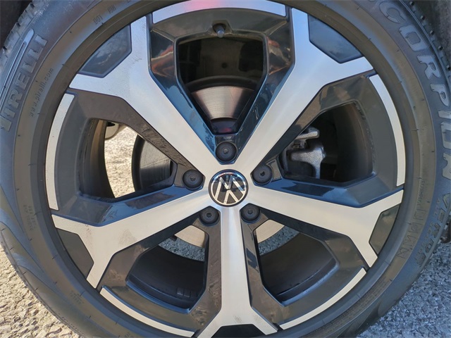 used 2025 Volkswagen Tiguan car, priced at $31,911
