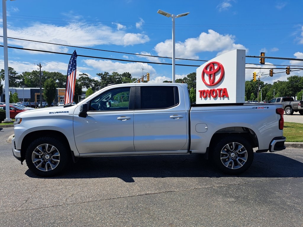 2020 Chevrolet Silverado 1500 RST 4D Crew Cab 4WD 12