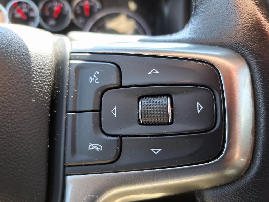 2020 Chevrolet Silverado 1500 RST 4D Crew Cab 4WD 21