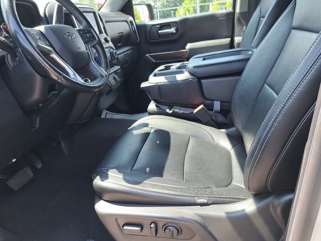 2020 Chevrolet Silverado 1500 RST 4D Crew Cab 4WD 27