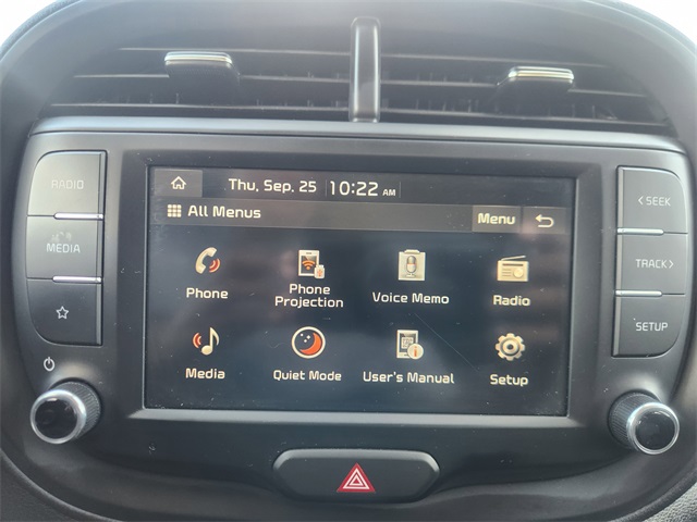 2024 Kia Soul LX photo 13