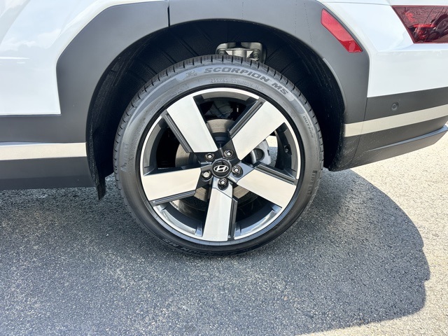 2025 Hyundai Santa Fe Limited photo 36